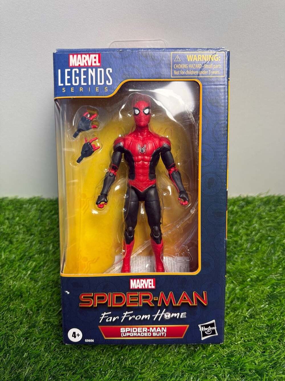 Hasbro Marvel Legends Series Spider-Man Upgraded Suit 6-Inch Action Figure